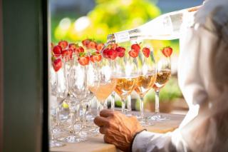 Champagne de vigneron ou de maison : les sigles