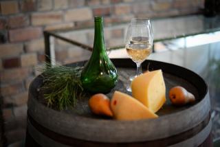 Vin et fromage : les accords par famille